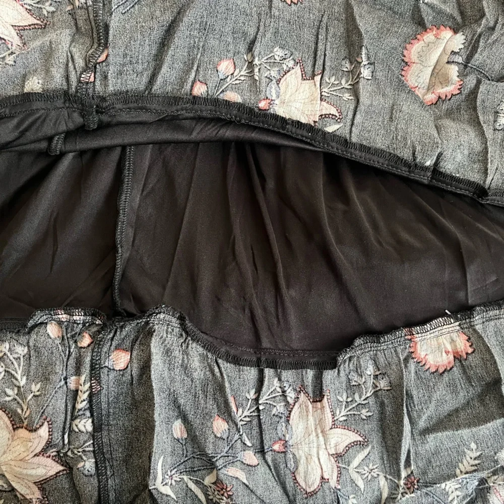 Wishlist Apparel Floral Black and Pink Women's Mid Calf Dress Size Medium - Picture 12 of 16